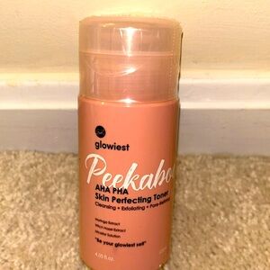 Glowiest Peekaboo AHA PHA Skin Perfecting Toner